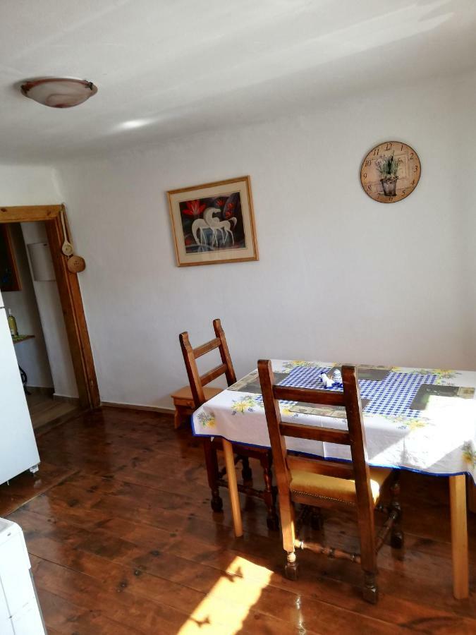 Farma Ranch Jelemek Appartamento Nebahovy